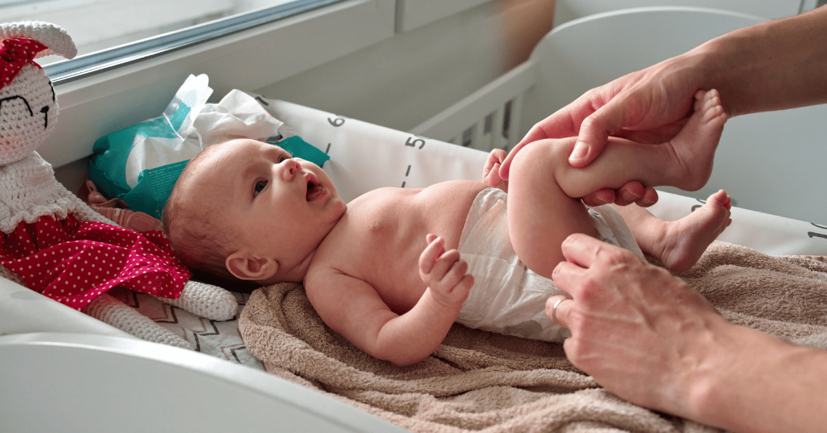 When to Size Up Diapers: 10 Key Signs to Watch For